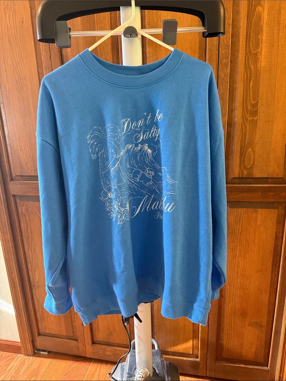 PINK Victoria's Secret Malibu Blue Crewneck Sweatshirt with White Graphic, Sz XL